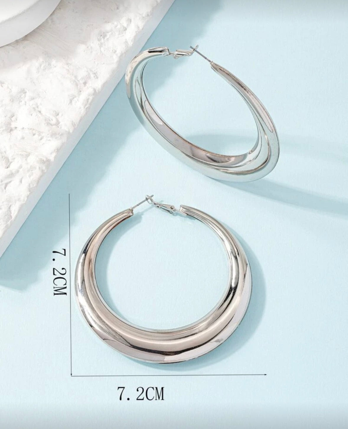 Luna Bold Hoop Earrings