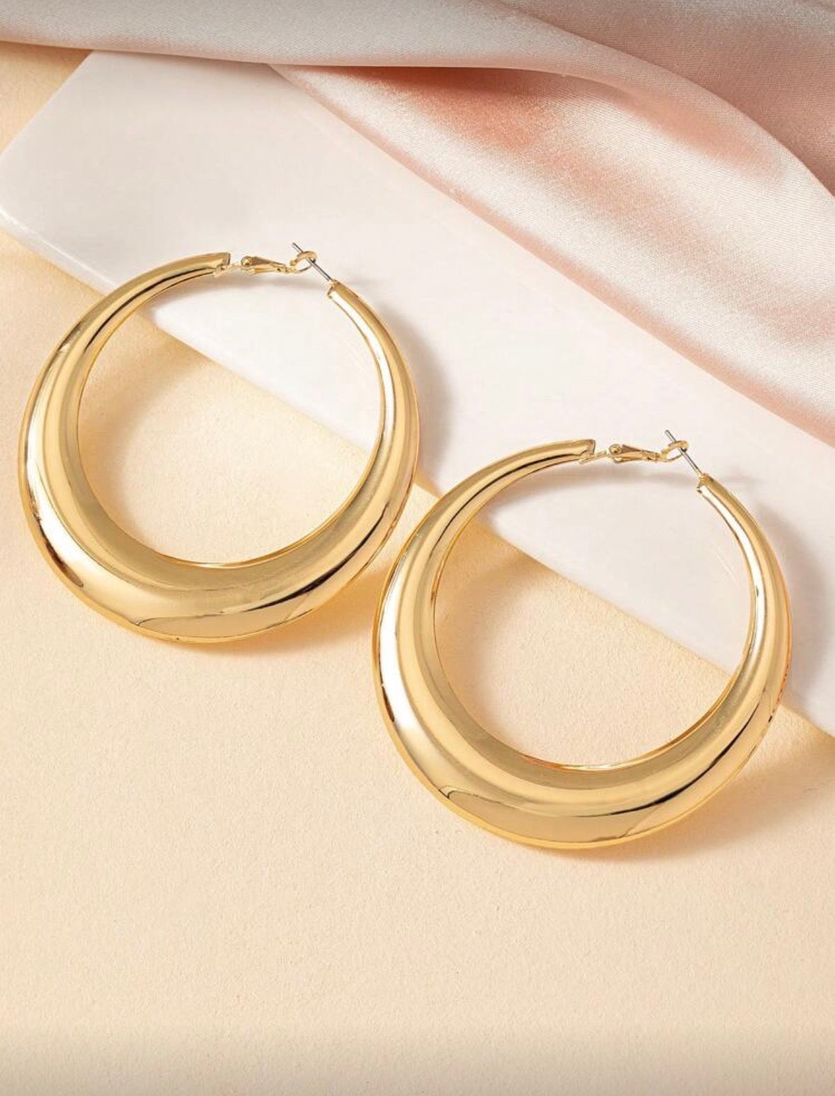 Luna Bold Hoop Earrings