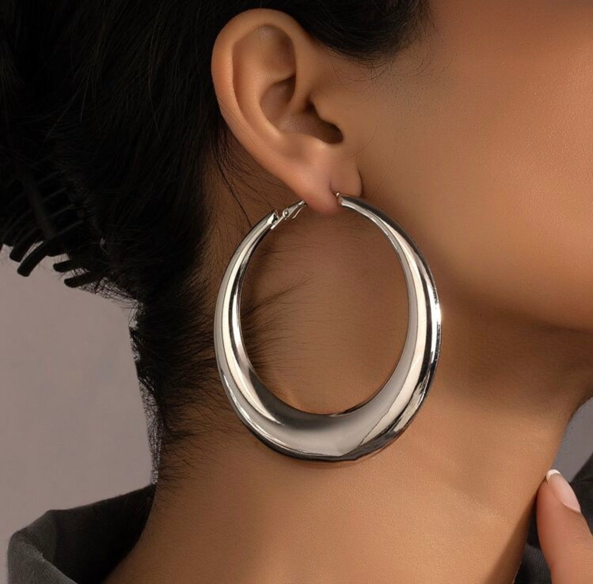 Luna Bold Hoop Earrings