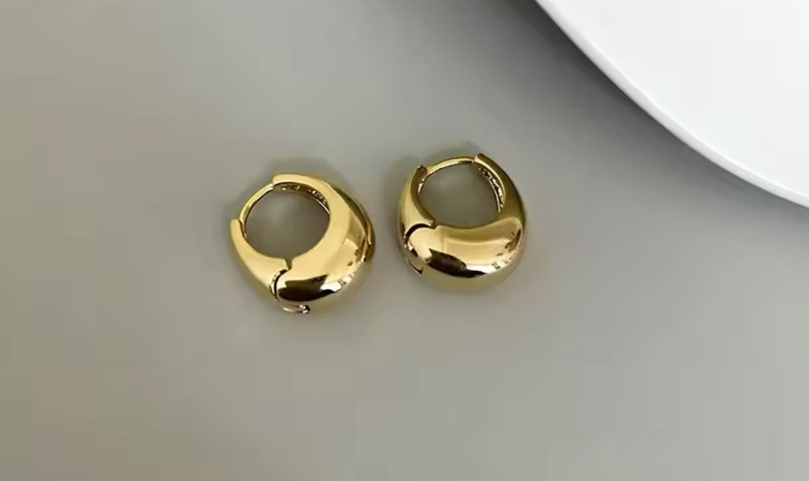 KLASSIE EARRINGS