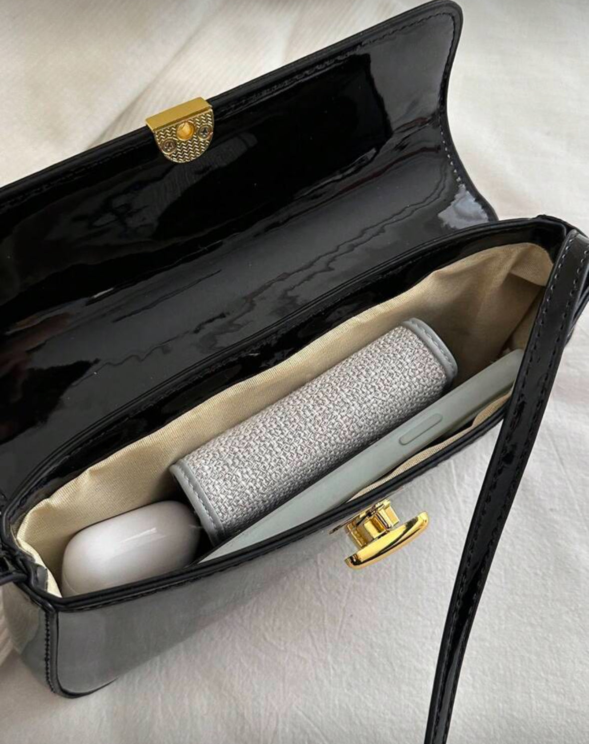 The Luna Luxe Purse