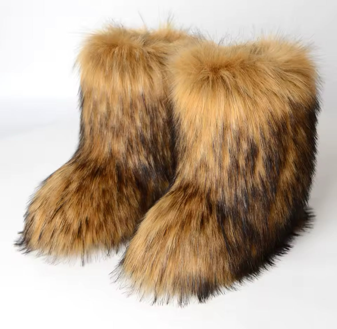 FUR BOOTS