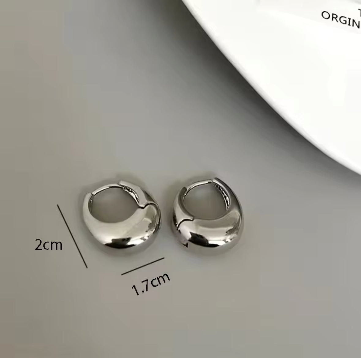 KLASSIE EARRINGS